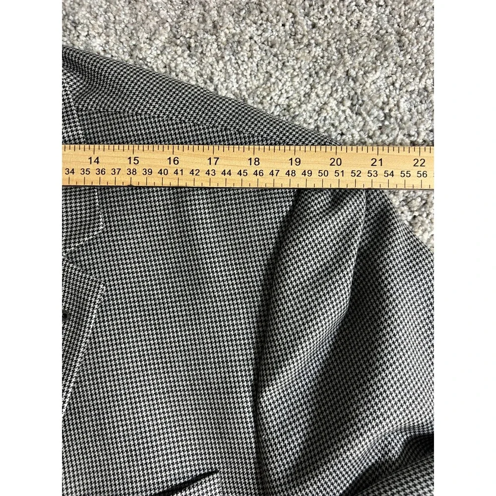 Jos. A. Bank Signature Collection 44R Wool Houndstooth Blazer Grey